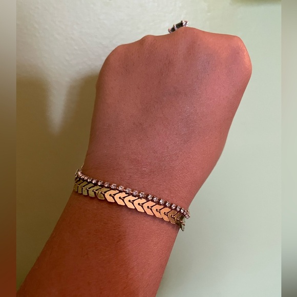 American Eagle Gold and Silver Crystal Bracelet - Picture 1 of 8